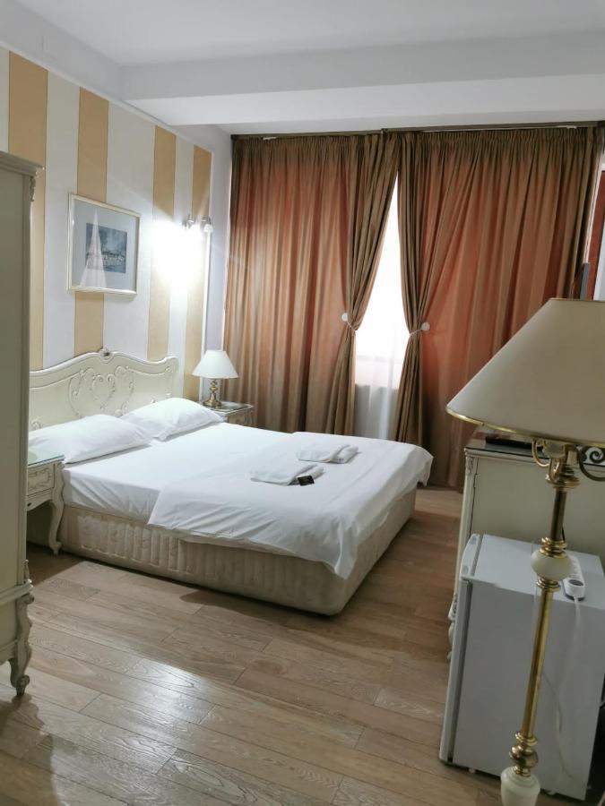 Hotel Nevis Fundeni Bukarest Exterior foto